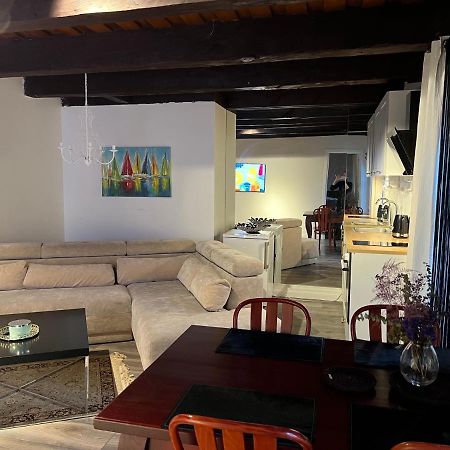Tiltu 5 Apartment كلابيدا المظهر الخارجي الصورة